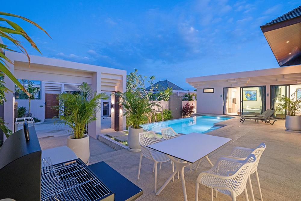 Gold Chariot Pool Villa, Phuket - Sha Plus Certified バンタオビーチ 部屋 写真