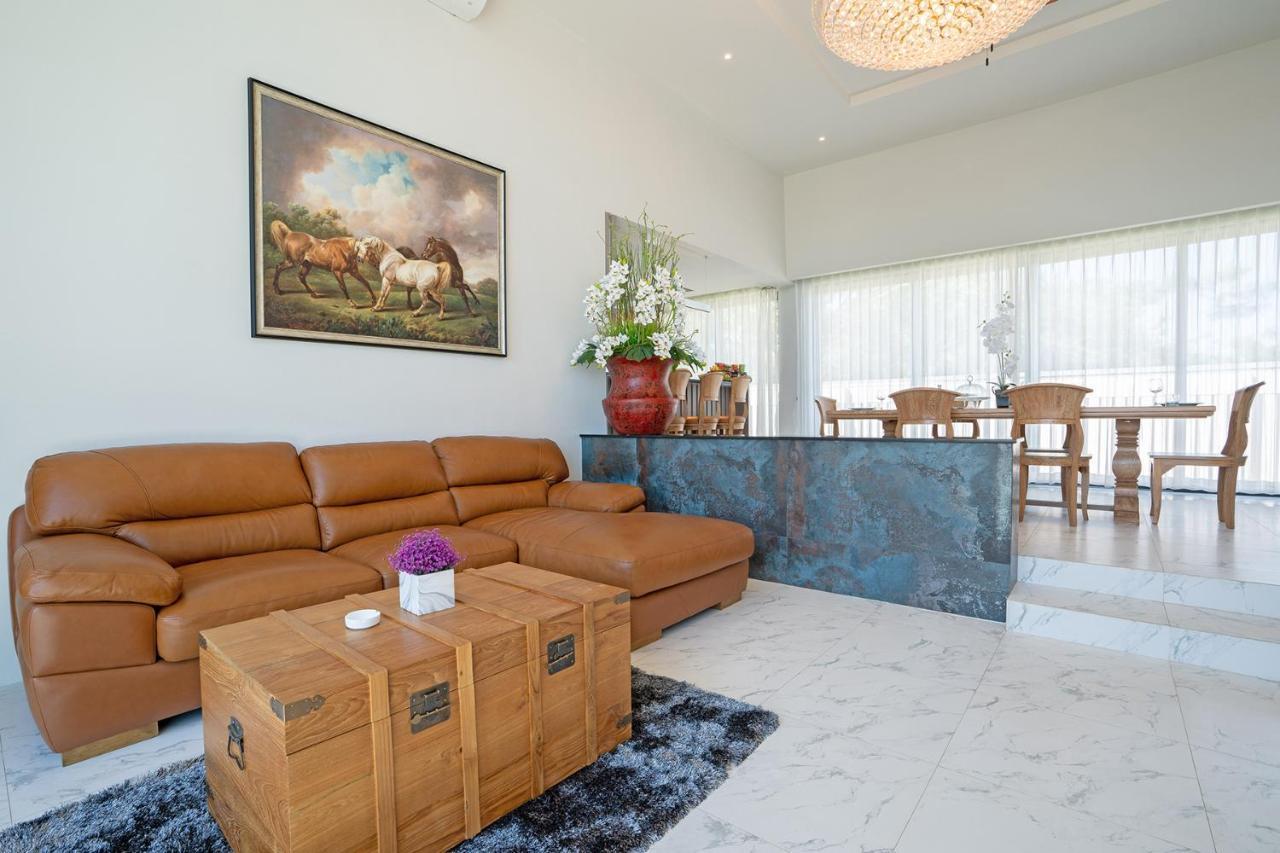 Gold Chariot Pool Villa, Phuket - Sha Plus Certified バンタオビーチ エクステリア 写真